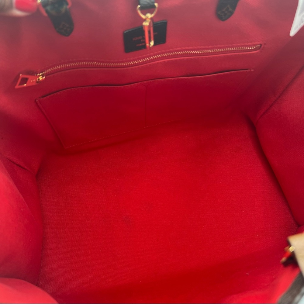 Louis Vuitton Brown Monogram Tote with Red Interior. - Picture 6 of 16